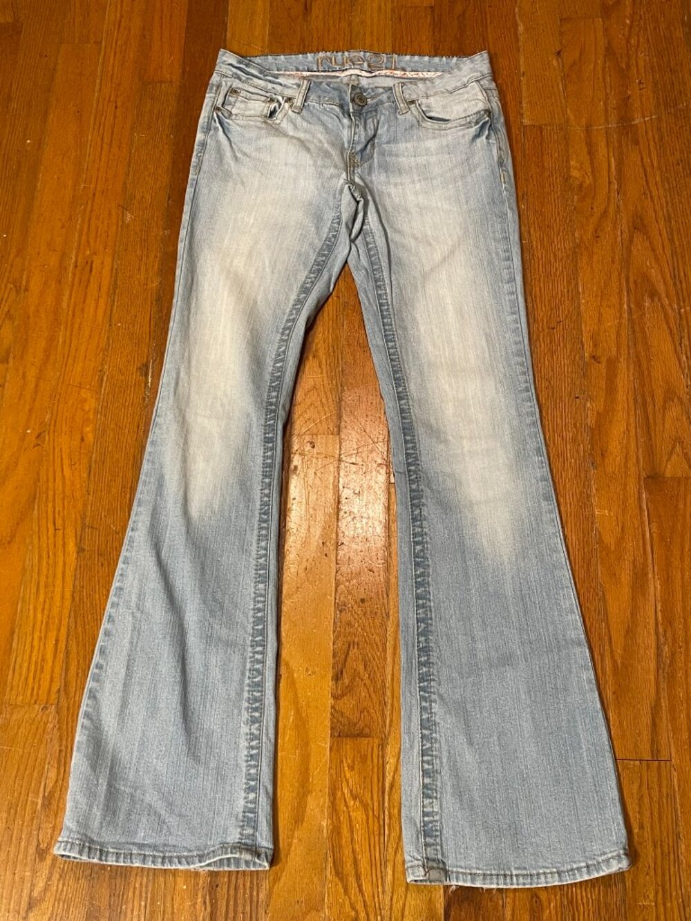 Rue21 Light Wash  Low Rise Bootcut Jeans Womens Size 3/4